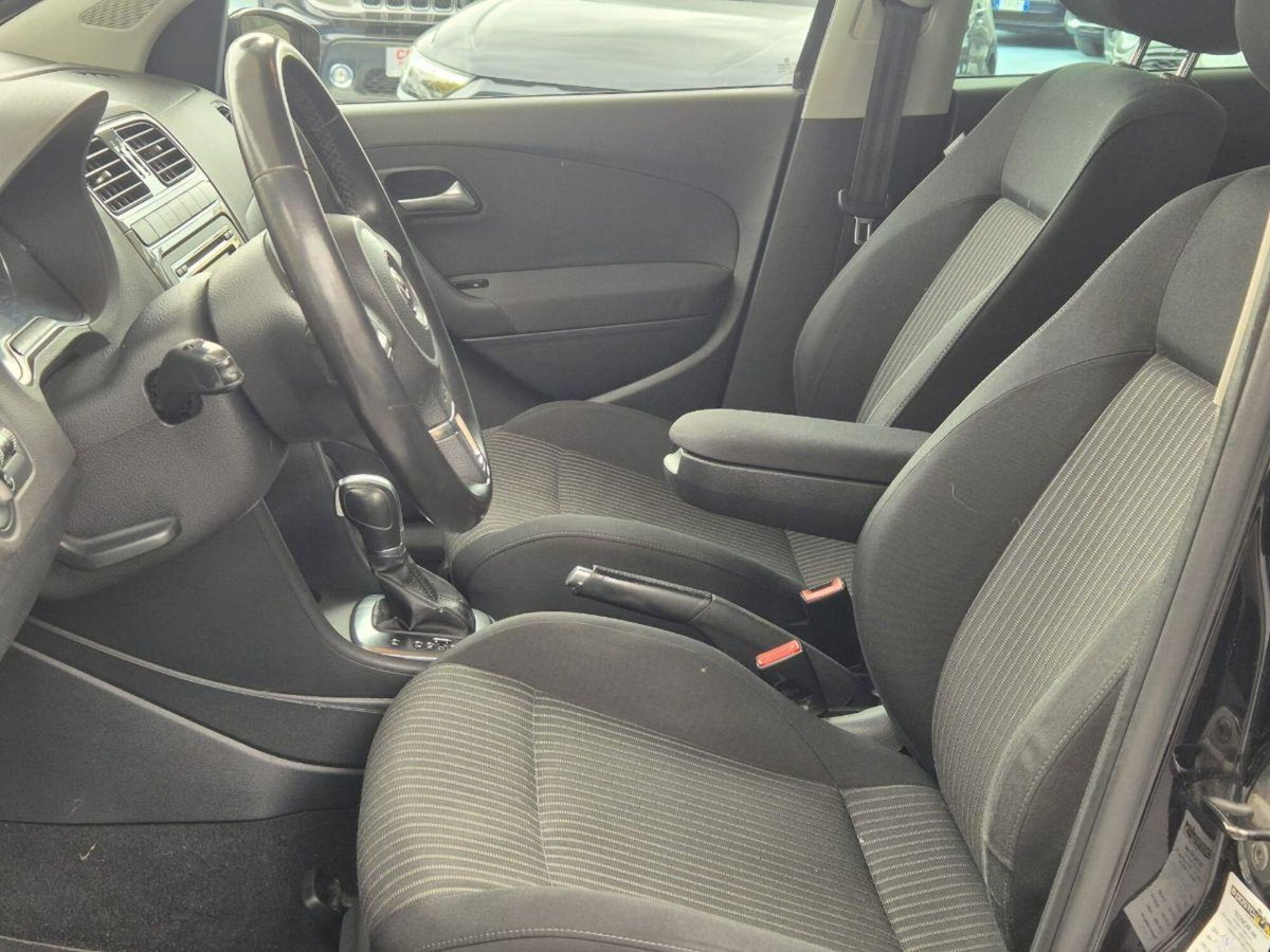 Volkswagen Polo 1.6 TDI 90CV DPF DSG 5 porte Highline (7)