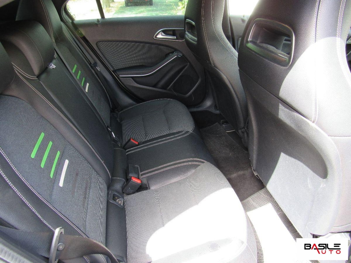 Mercedes-Benz Classe A 160 d Automatic Premium (12)