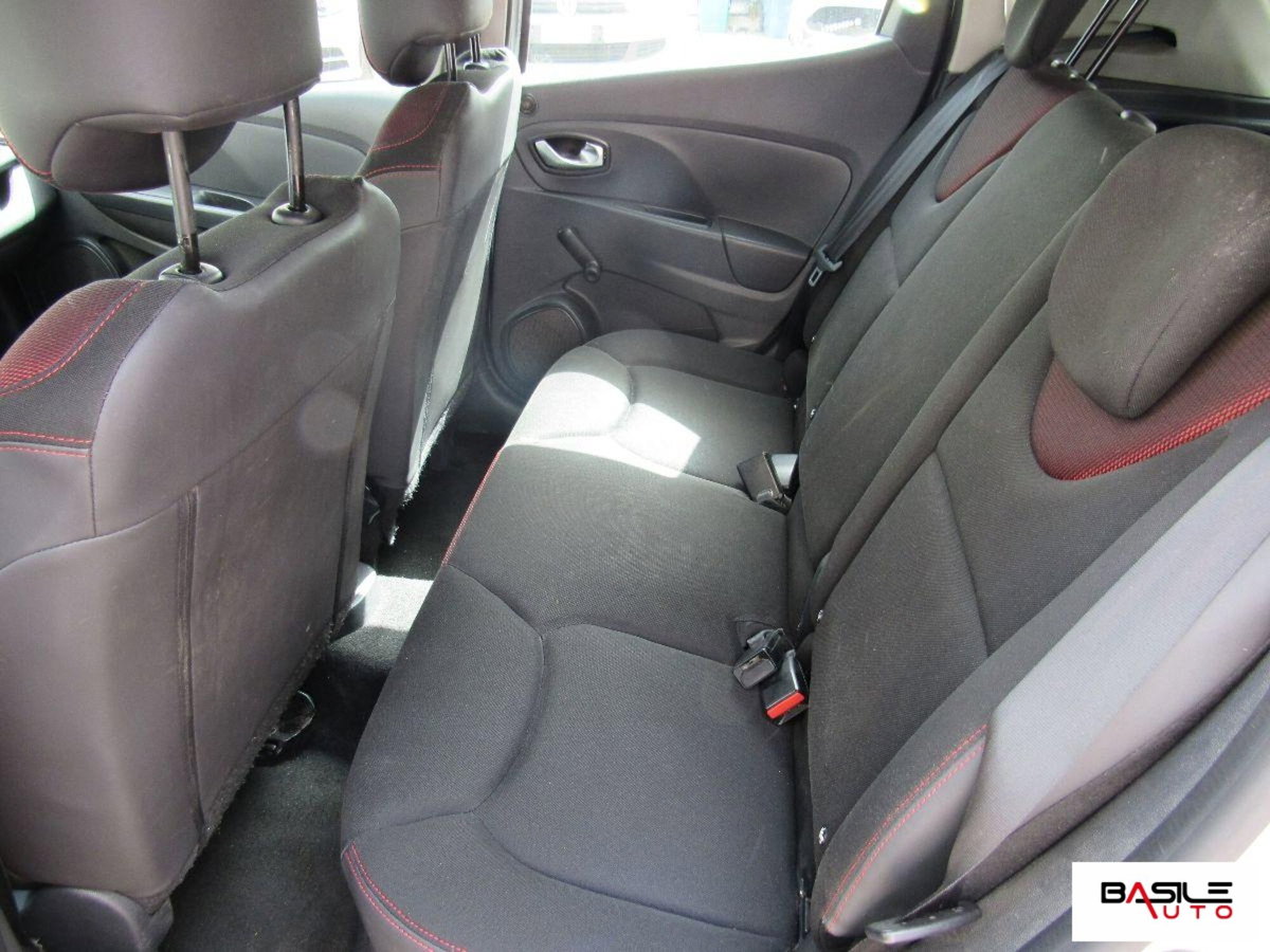 Renault Clio 1.5 dCi 8V 75CV 5 porte Live (11)