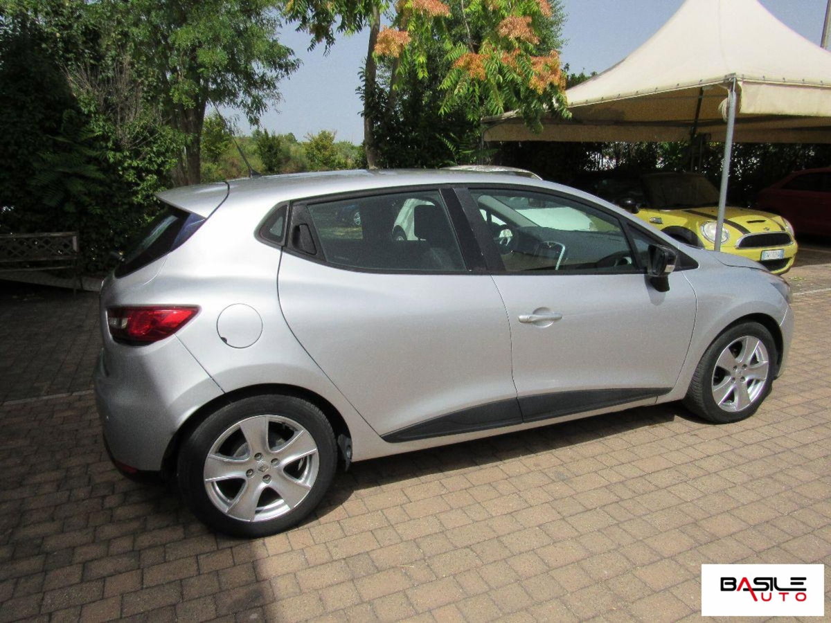 Renault Clio 1.5 dCi 8V 75CV 5 porte Live (5)