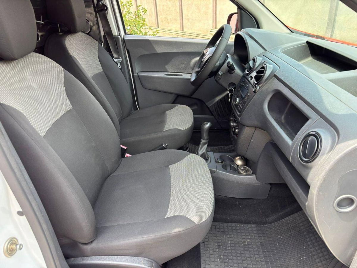 Dacia Dokker 1.5 Blue dCi 8V 75CV Essential (11)