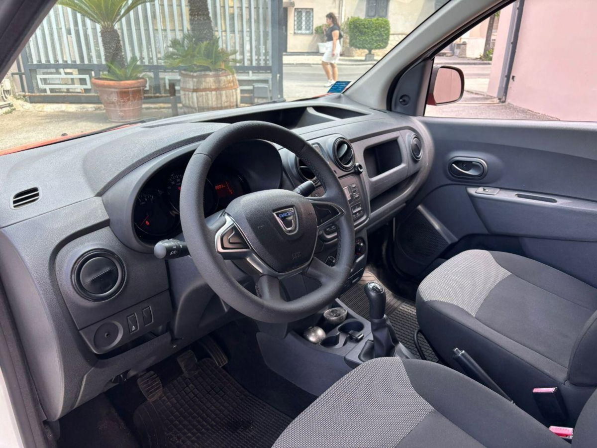 Dacia Dokker 1.5 Blue dCi 8V 75CV Essential (7)