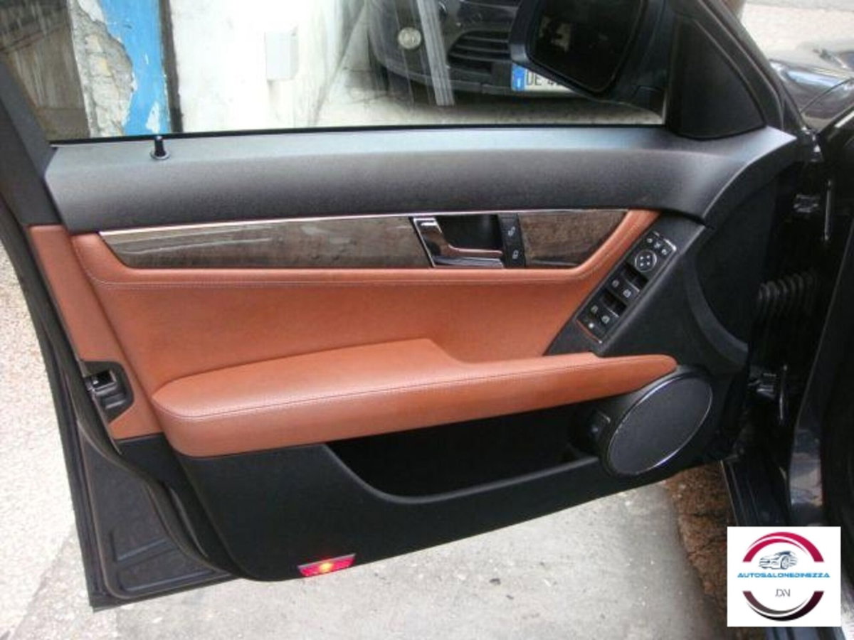 Mercedes-Benz Classe C 200 Avantgarde (8)