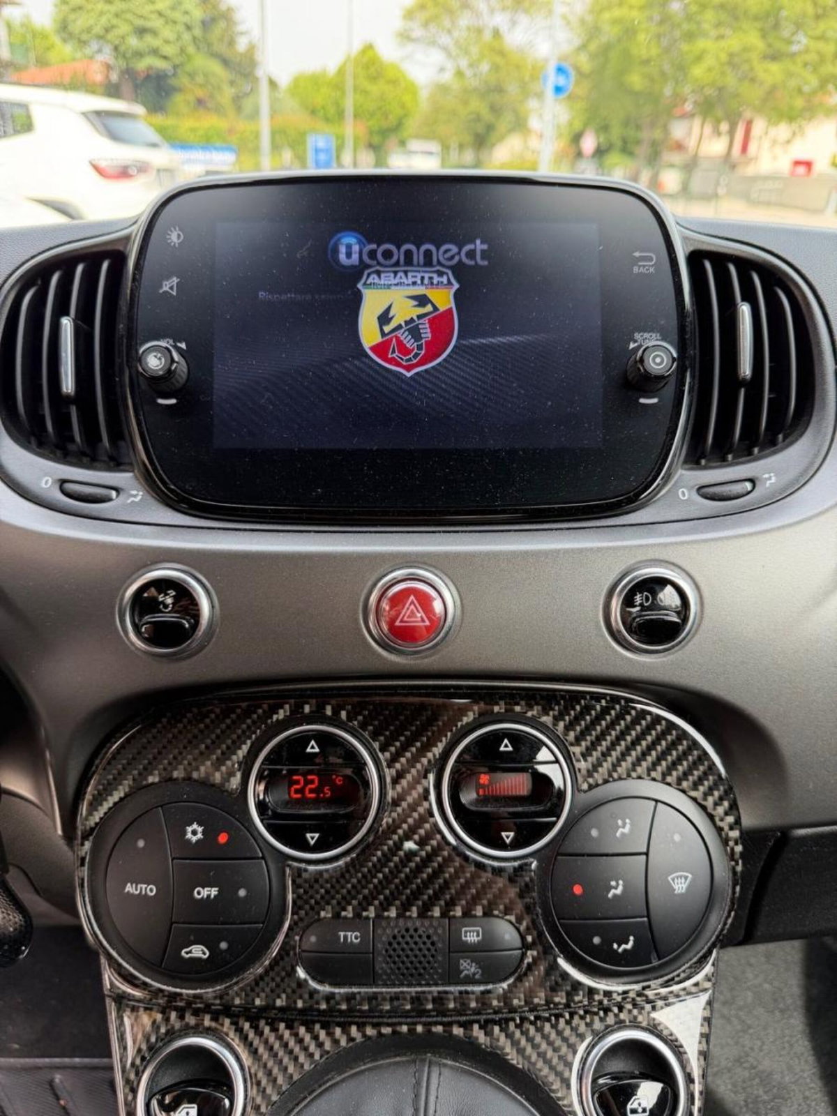 Abarth 595 595 1.4 Turbo T-Jet 165 CV Pista (11)