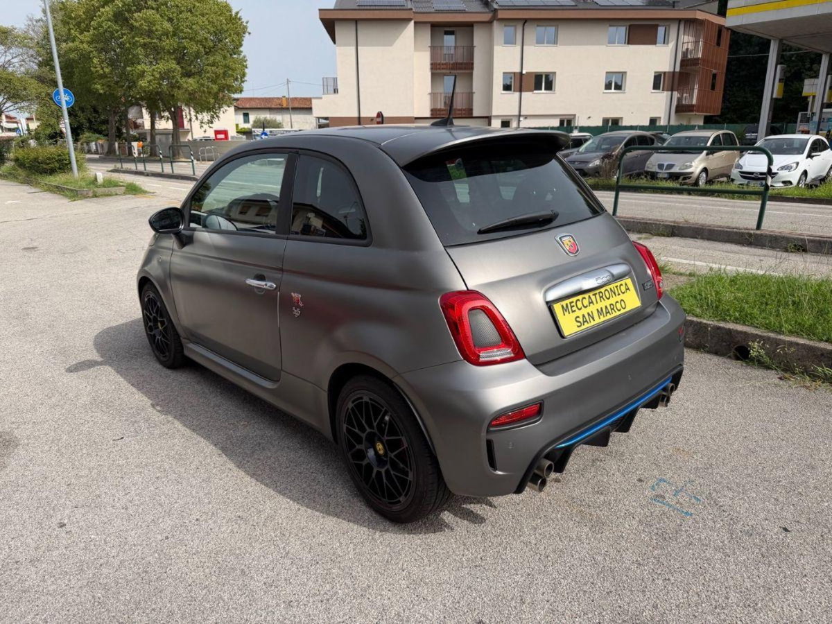 Abarth 595 595 1.4 Turbo T-Jet 165 CV Pista (6)
