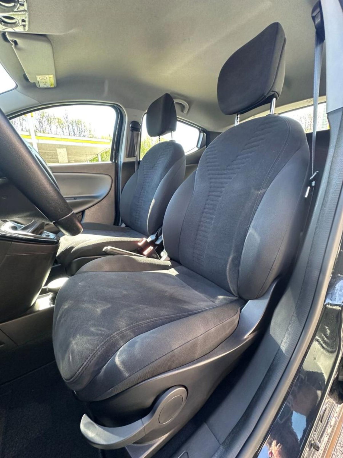 Lancia Ypsilon 1.3 MJT 16V 95 CV 5 porte S&S Elefantino (9)