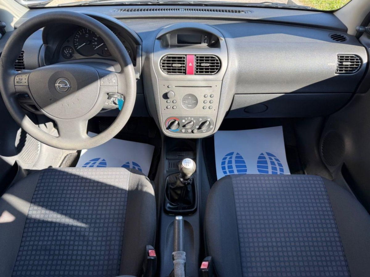 Opel Corsa 1.0i 12V cat 5 porte Club (11)