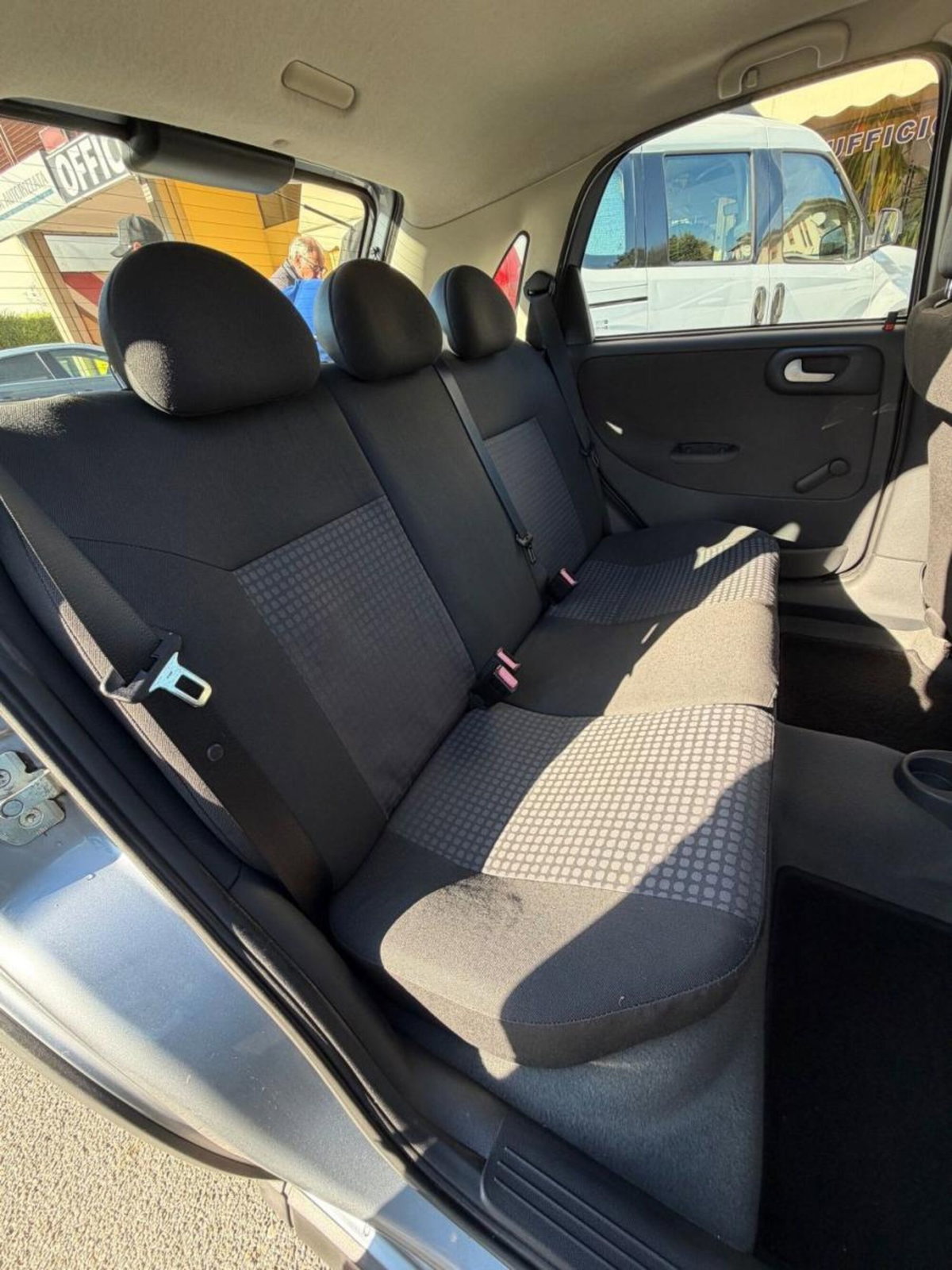 Opel Corsa 1.0i 12V cat 5 porte Club (16)