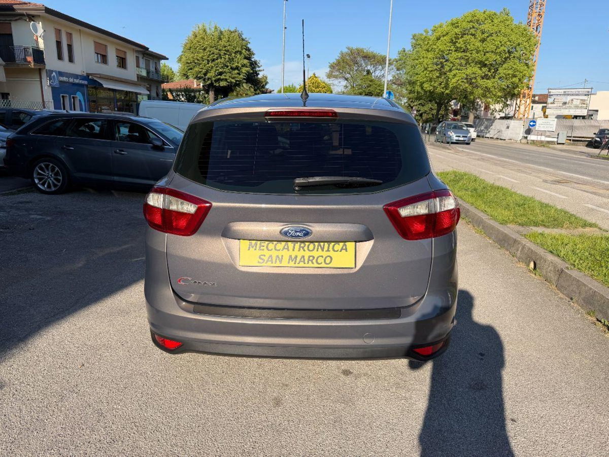Ford C-Max 1.6 TDCi 115CV Titanium (5)