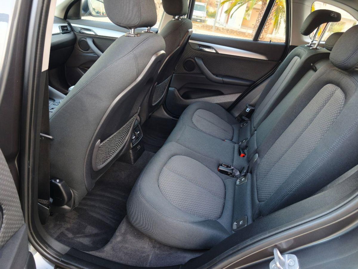 BMW X1 sDrive18d xLine Plus (11)