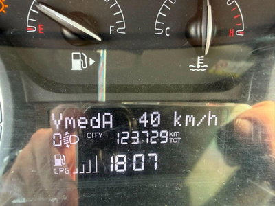 Lancia Ypsilon 1.2 69 CV 5 porte GPL Ecochic Gold (14)