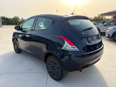 Lancia Ypsilon 1.2 69 CV 5 porte GPL Ecochic Gold (4)