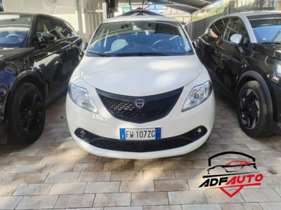 Lancia Ypsilon 1.2 69 CV 5 porte Gold