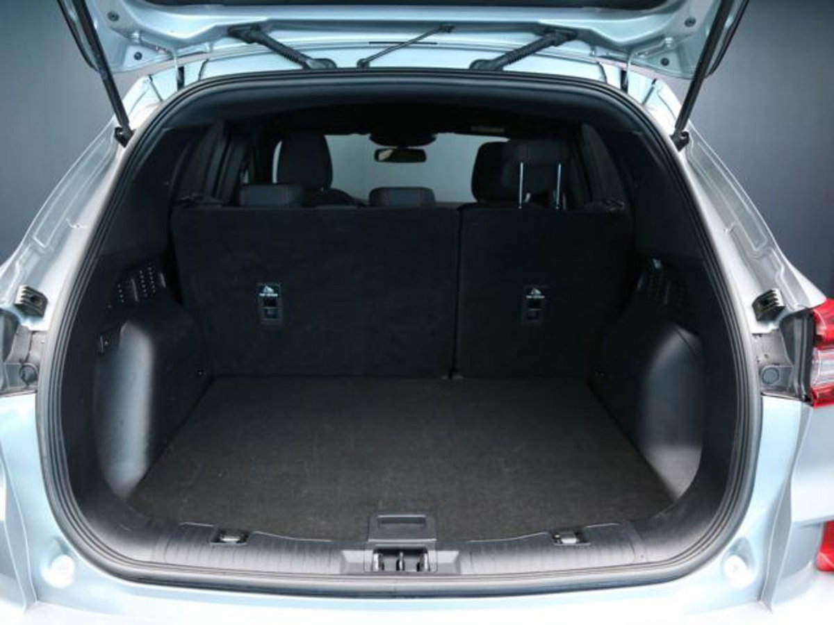 Ford Kuga 2.5 full hybrid ST-Line X 2wd 180cv auto (7)