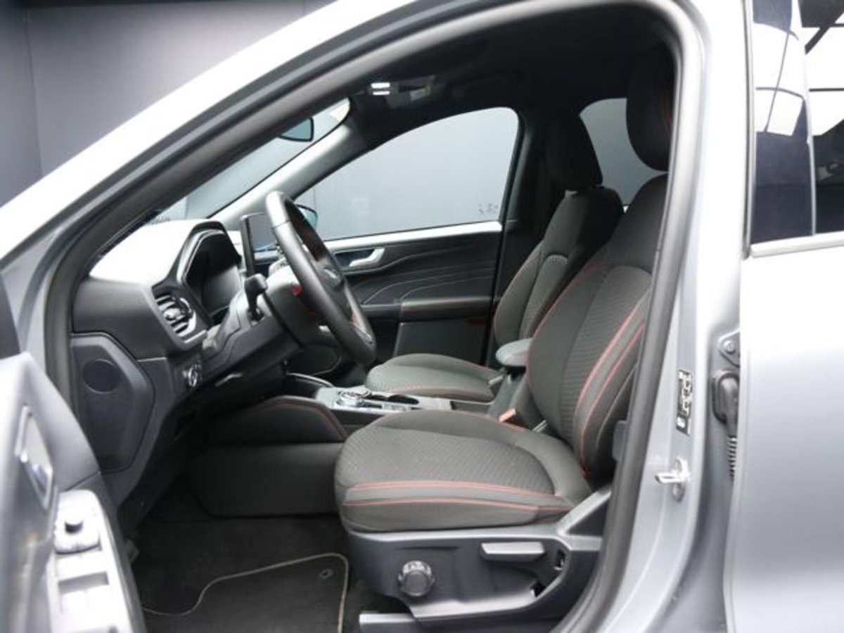 Ford Kuga 2.5 full hybrid ST-Line X 2wd 180cv auto (9)