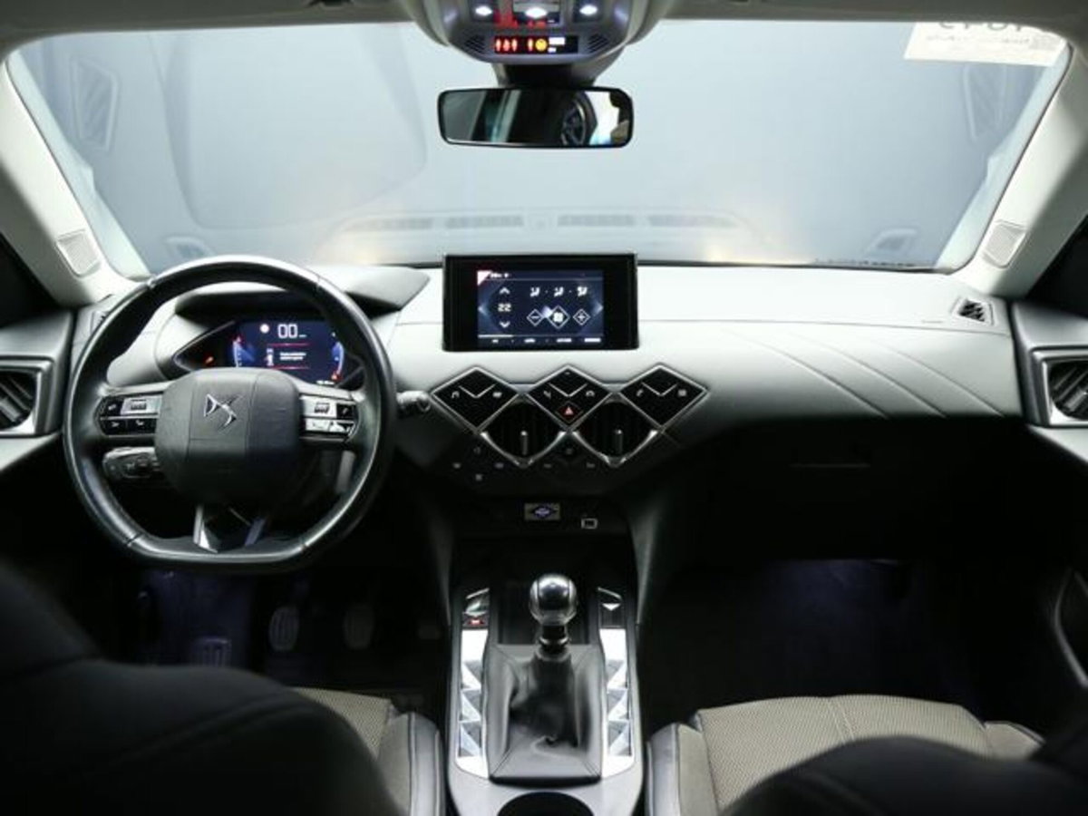 Ds DS 3 DS 3 Crossback PureTech 100 So Chic (11)