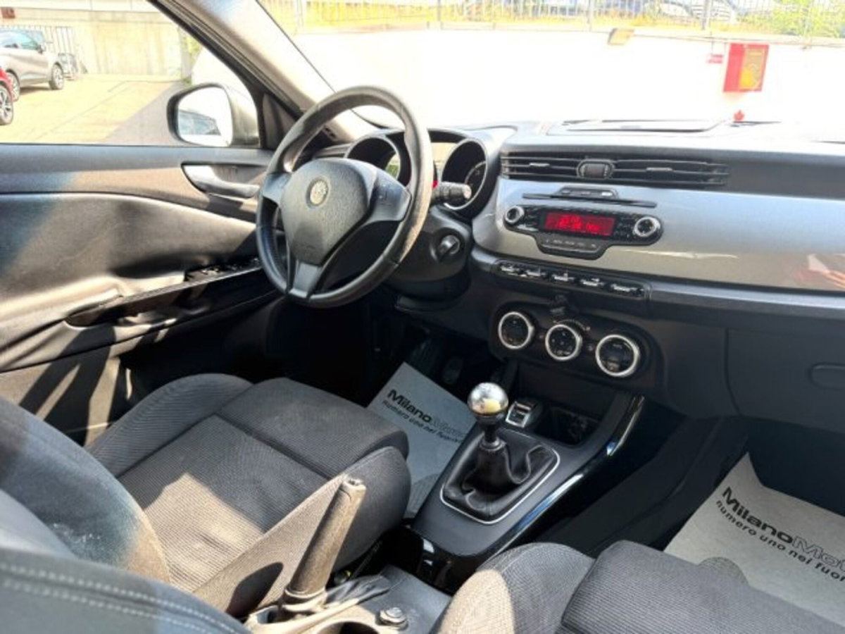 Alfa Romeo Giulietta 2.0 JTDm-2 Progression 140cv (11)
