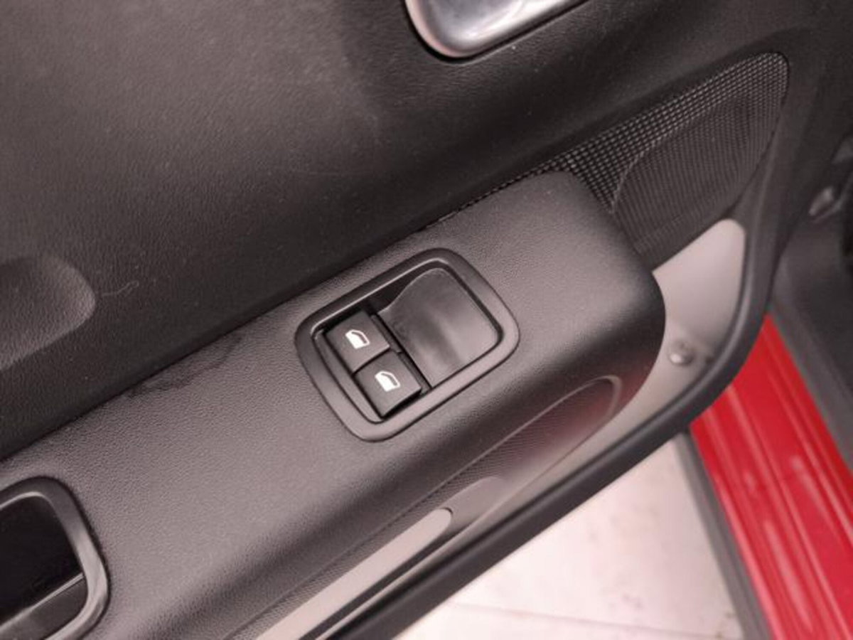 Citroen C3 1.2 puretech You s&s 83cv neopatentati (18)