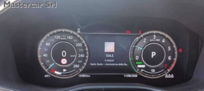 Jaguar F-Pace 2.0 300 CV AWD aut. Pure (10)