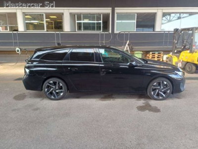 Peugeot 308 SW Hybrid 180 e-EAT8 Allure Pack (4)
