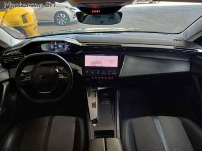 Peugeot 308 SW Hybrid 180 e-EAT8 Allure Pack (6)