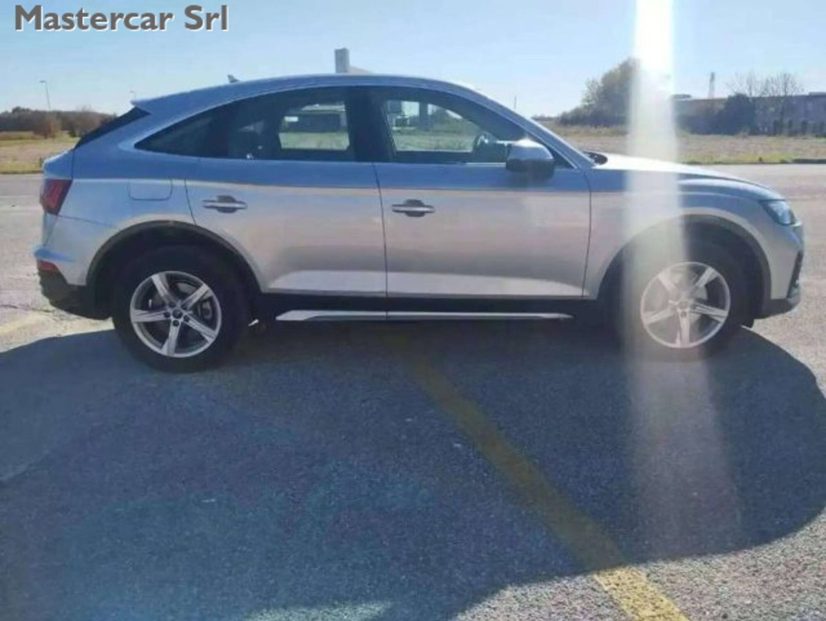 Audi Q5 Sportback Sportback 40 2.0 tdi mhev 12V quattro s-tronic (6)