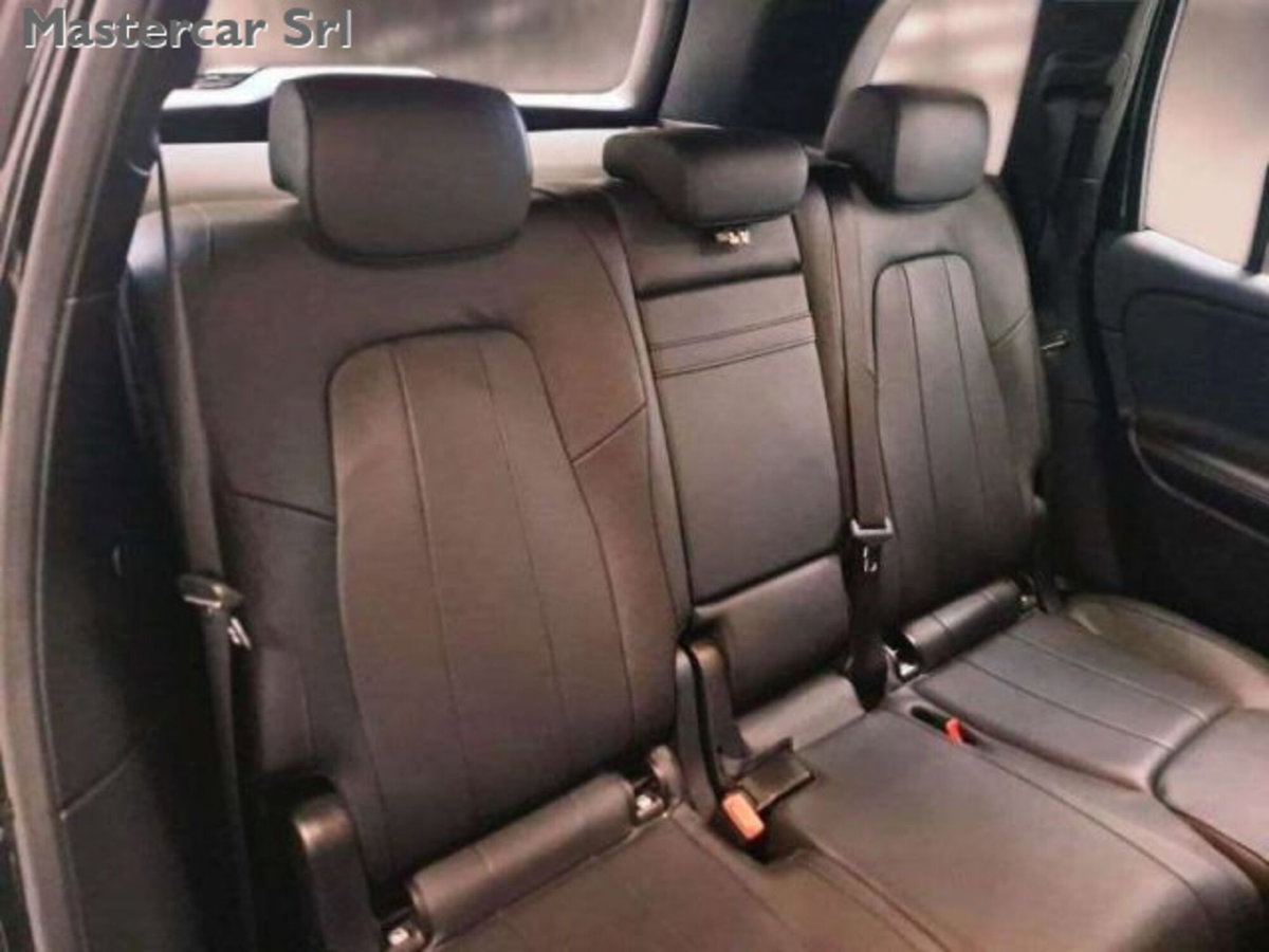 Mercedes-Benz GLB 200 d Business Extra auto 7p.ti (11)