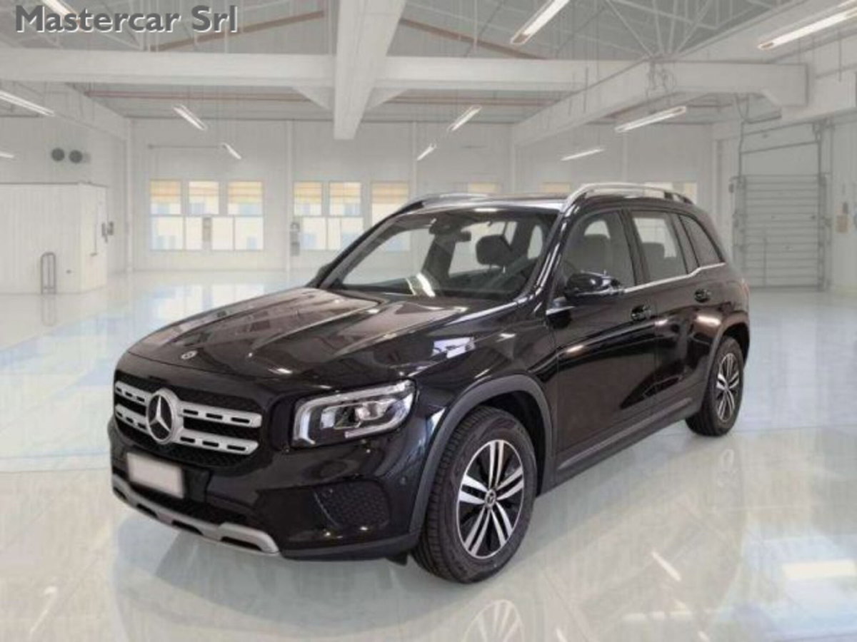 Mercedes-Benz GLB 200 d Business Extra auto 7p.ti (2)