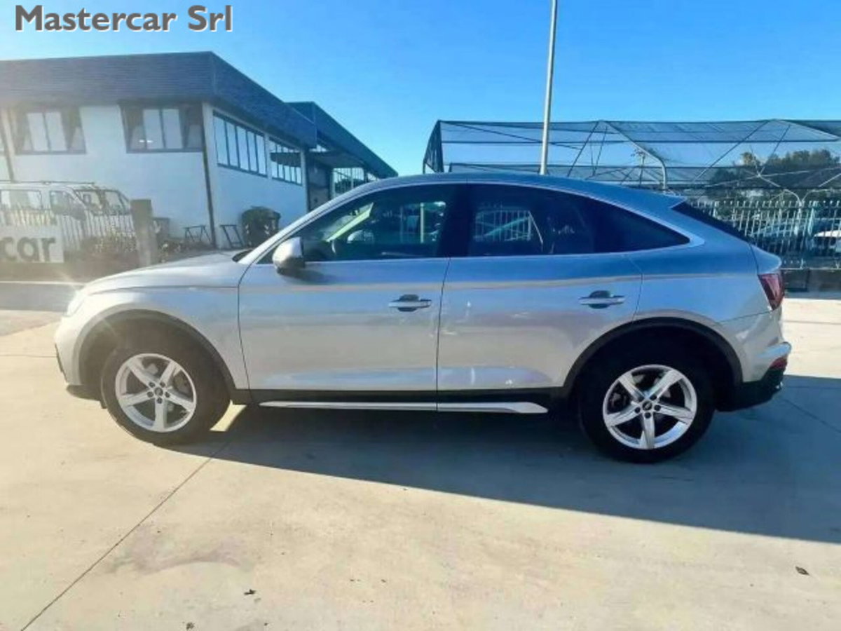 Audi Q5 Sportback Sportback 40 2.0 tdi mhev 12V quattro s-tronic (4)