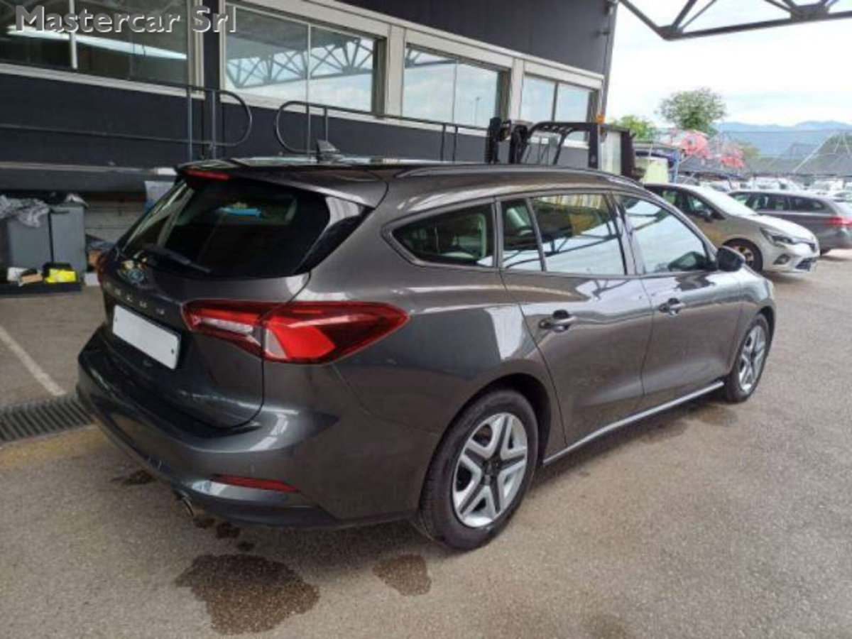 Ford Focus Station Wagon 1.5 EcoBlue 120 CV automatico SW Business (2)