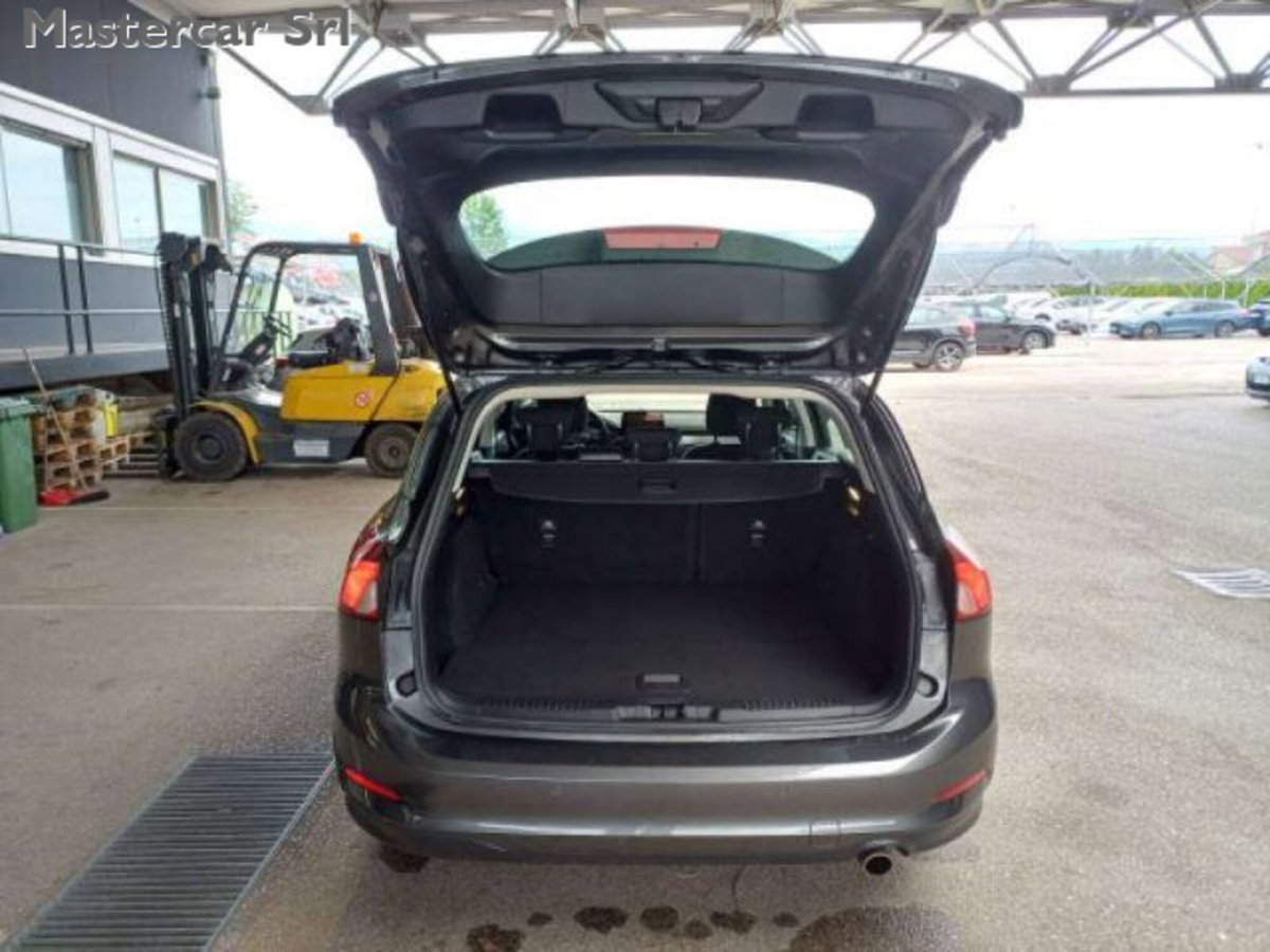Ford Focus Station Wagon 1.5 EcoBlue 120 CV automatico SW Business (6)