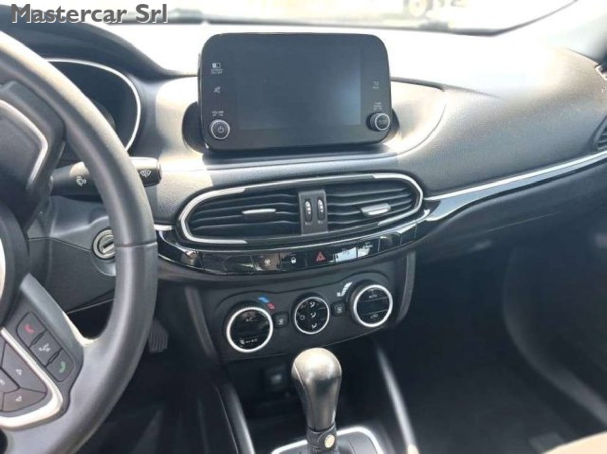 Fiat Tipo Tipo 5p 1.5 t4 hybrid Cross 130cv dct (5)