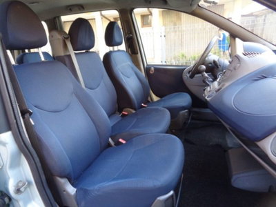 Fiat Multipla 1.6 16V Active (7)