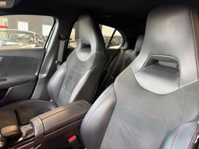 Mercedes-Benz Classe A Sedan 180 d Automatic 4p. Premium (11)