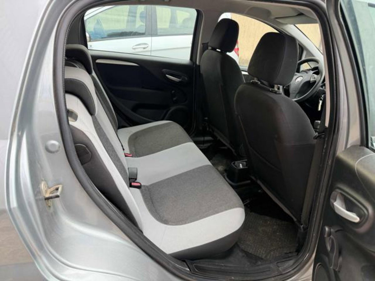 Fiat Grande Punto 1.4 5 porte Actual EasyPower (8)