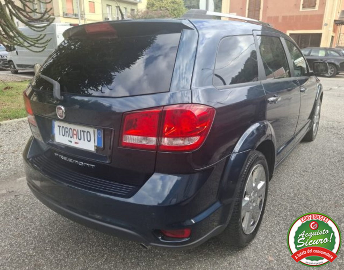 Fiat Freemont 2.0 Mjt 170 CV 4x4 Automatica Lounge (6)