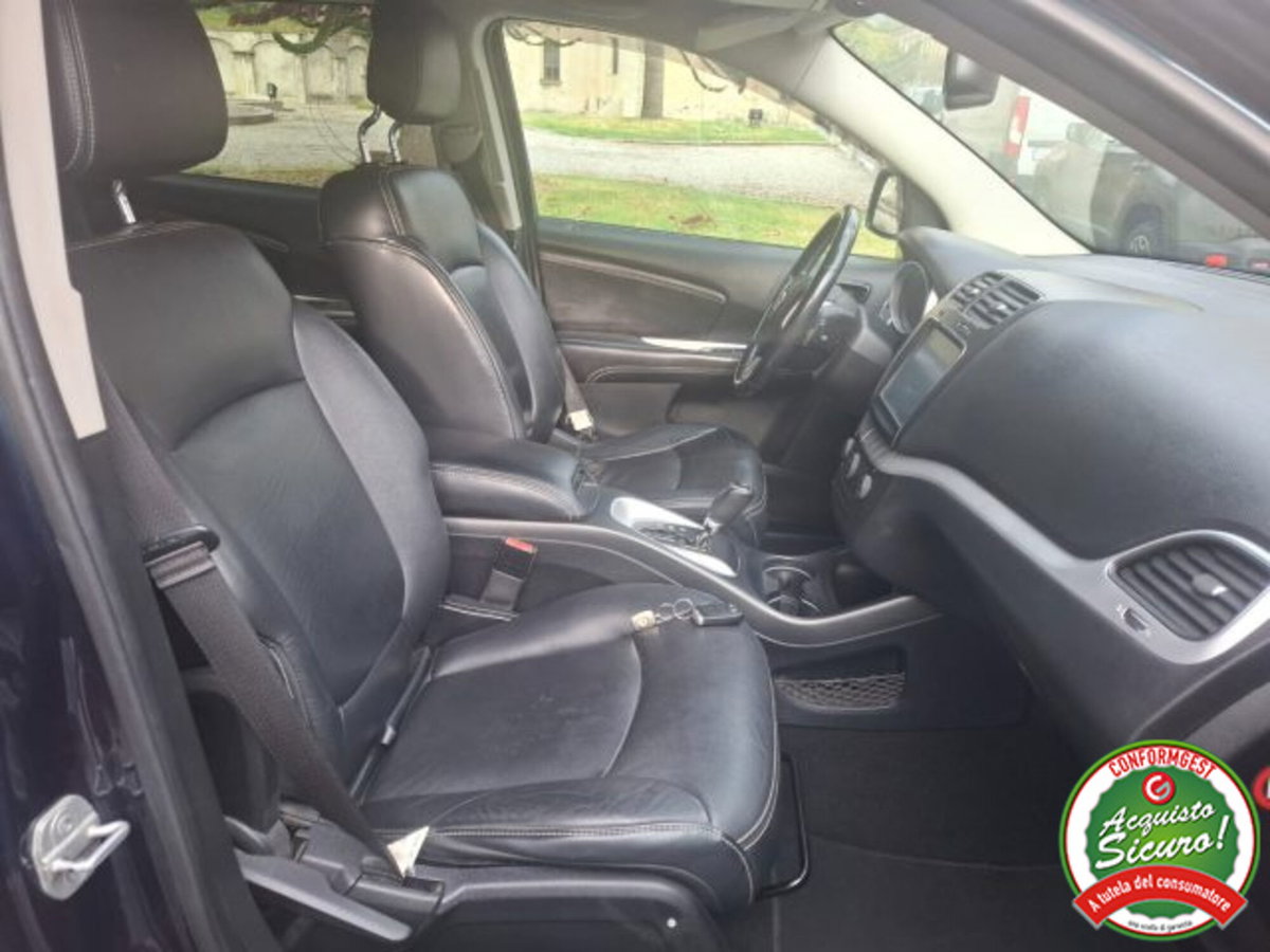 Fiat Freemont 2.0 Mjt 170 CV 4x4 Automatica Lounge (8)