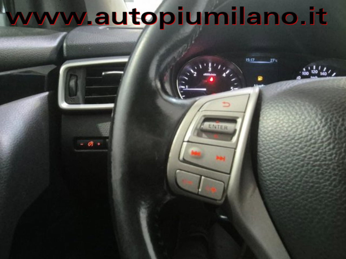 Nissan Qashqai 1.5 dCi Acenta (8)