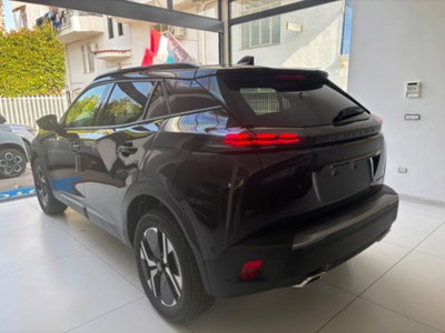 Peugeot 2008 1.2 hybrid GT Exclusive 145cv e-dcs6 (3)