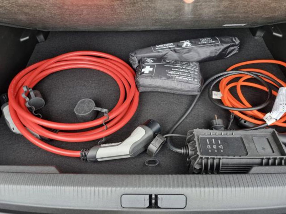 Peugeot 2008 motore elettrico 136 CV Allure Pack (12)