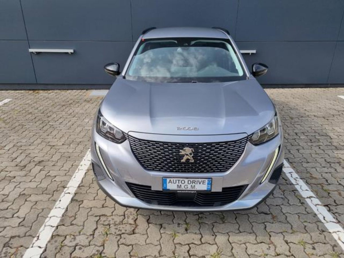 Peugeot 2008 motore elettrico 136 CV Allure Pack (16)