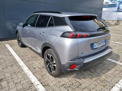 Peugeot 2008 motore elettrico 136 CV Allure Pack (19)