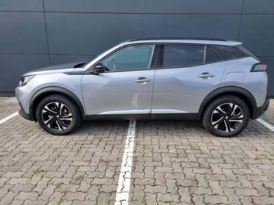 Peugeot 2008 motore elettrico 136 CV Allure Pack (2)