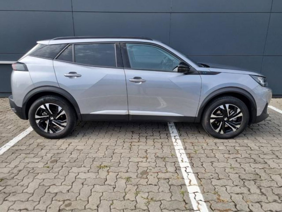 Peugeot 2008 motore elettrico 136 CV Allure Pack (4)