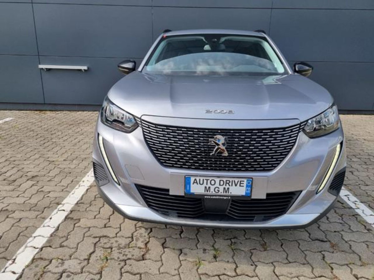 Peugeot 2008 motore elettrico 136 CV Allure Pack (5)