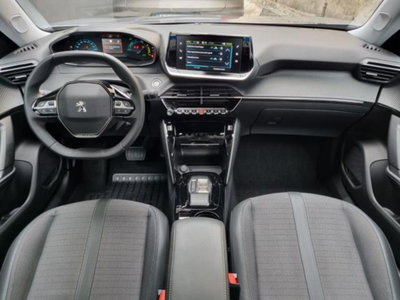 Peugeot 2008 motore elettrico 136 CV Allure Pack (6)