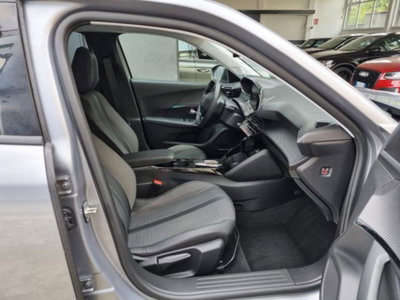 Peugeot 2008 motore elettrico 136 CV Allure Pack (9)