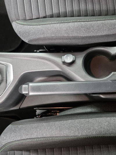 Peugeot 208 1.2 puretech Active s&s 75cv (19)