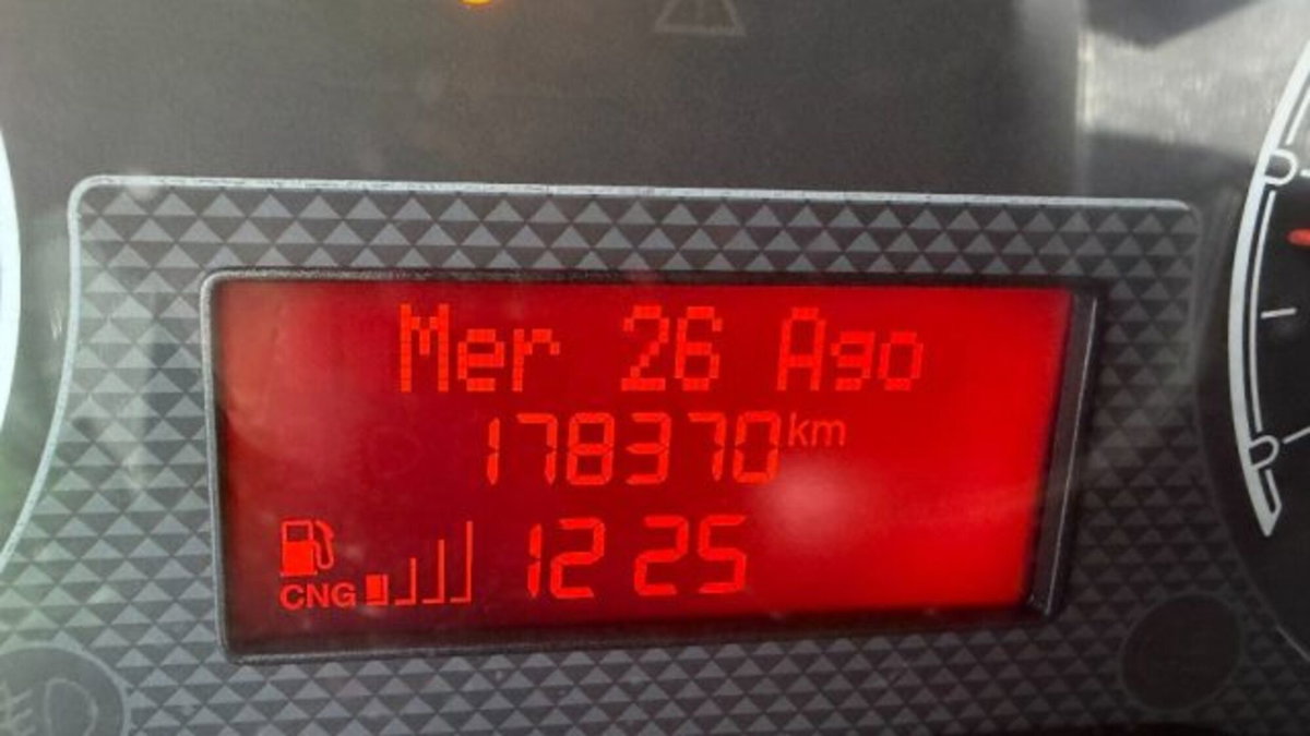 Fiat Qubo 1.4 8V 77 CV Active Natural Power (7)
