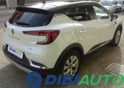 Renault Captur Full Hybrid E-Tech 145 CV Intens (6)